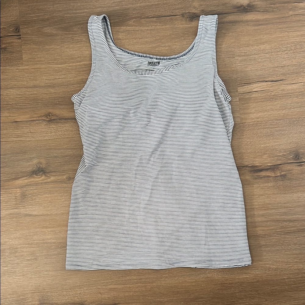 Duluth Trading Co Gray Fitted Tank Top